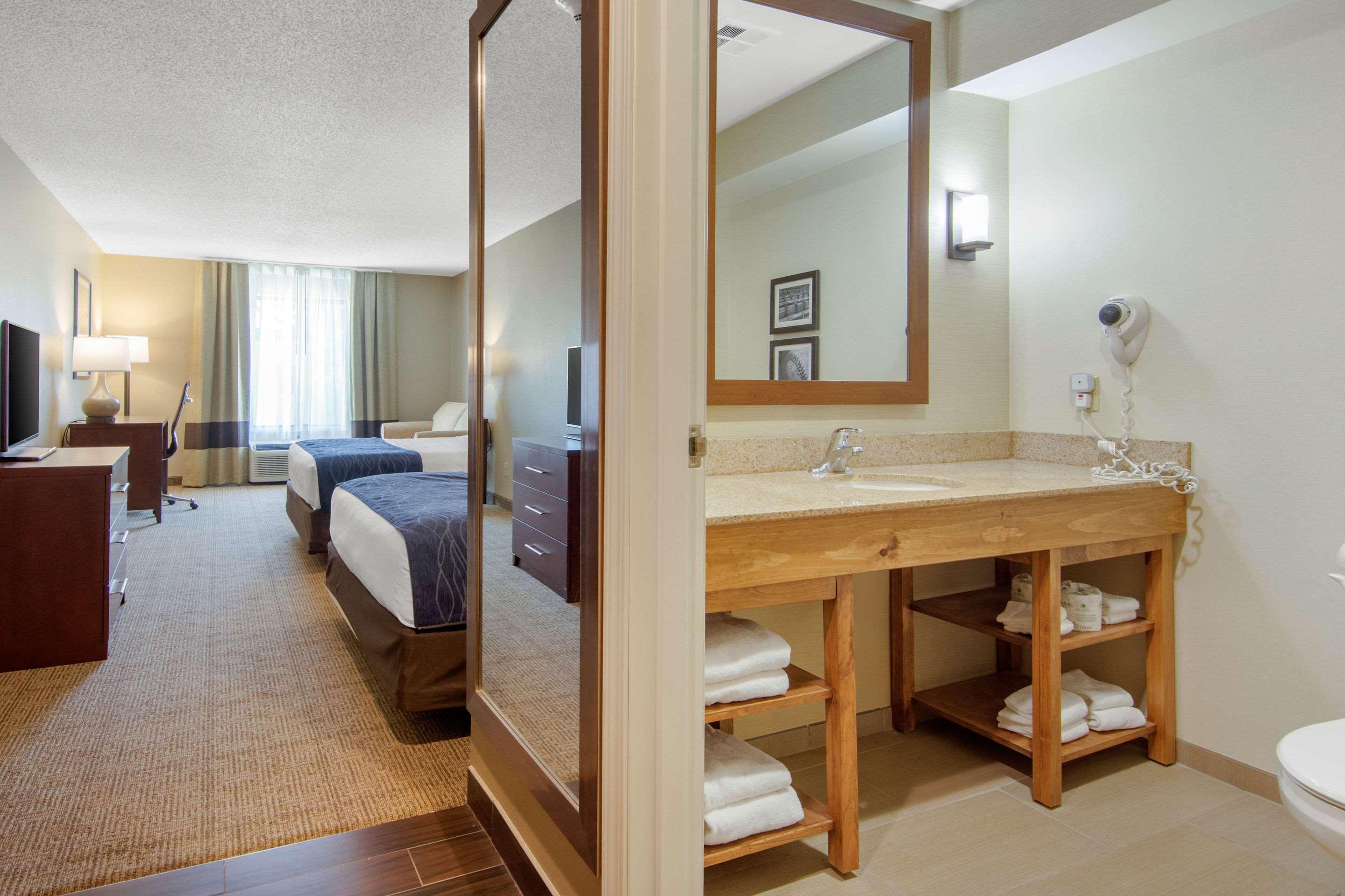 Comfort Inn & Suites Cooperstown - Milford Exteriér fotografie