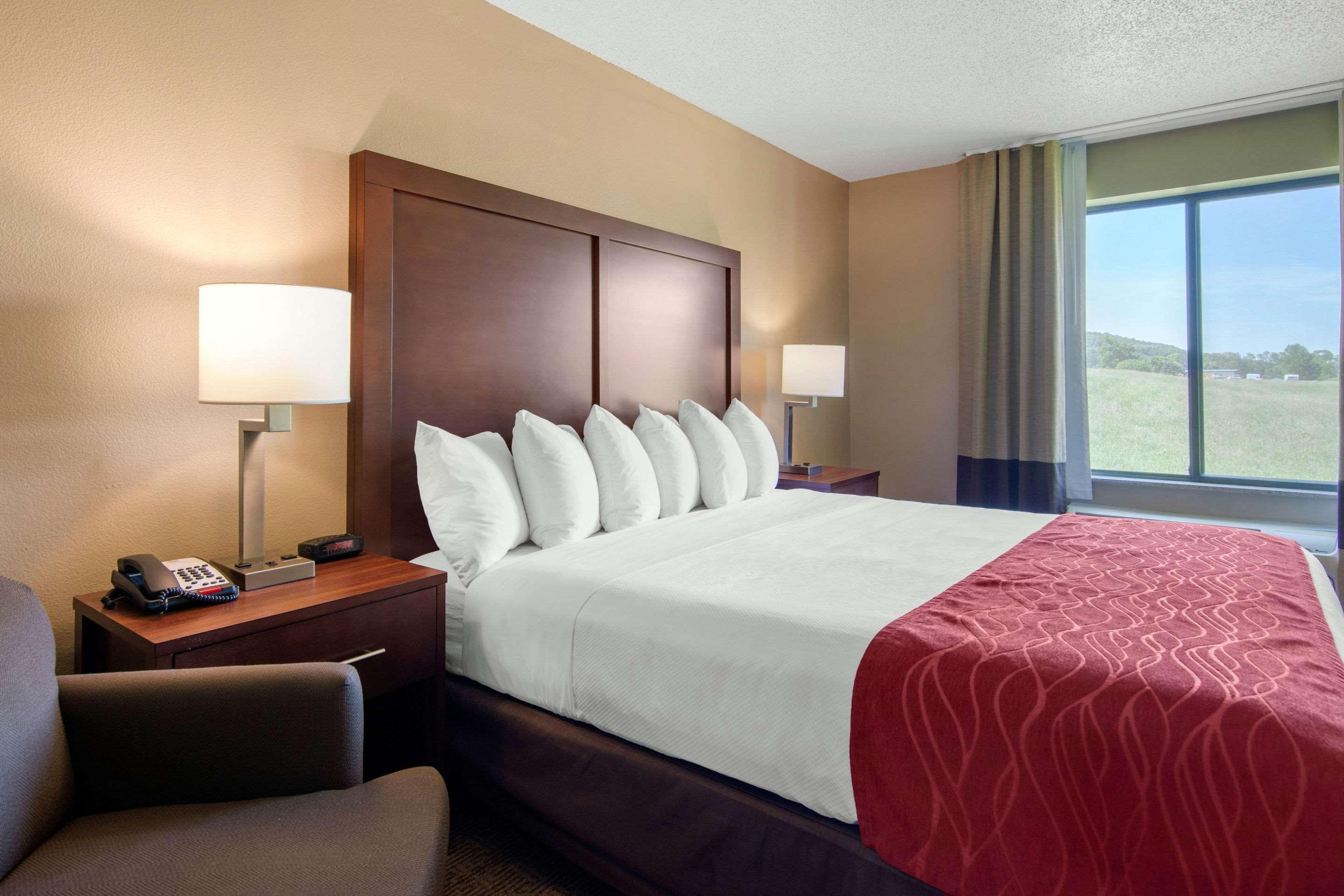Comfort Inn & Suites Cooperstown - Milford Exteriér fotografie