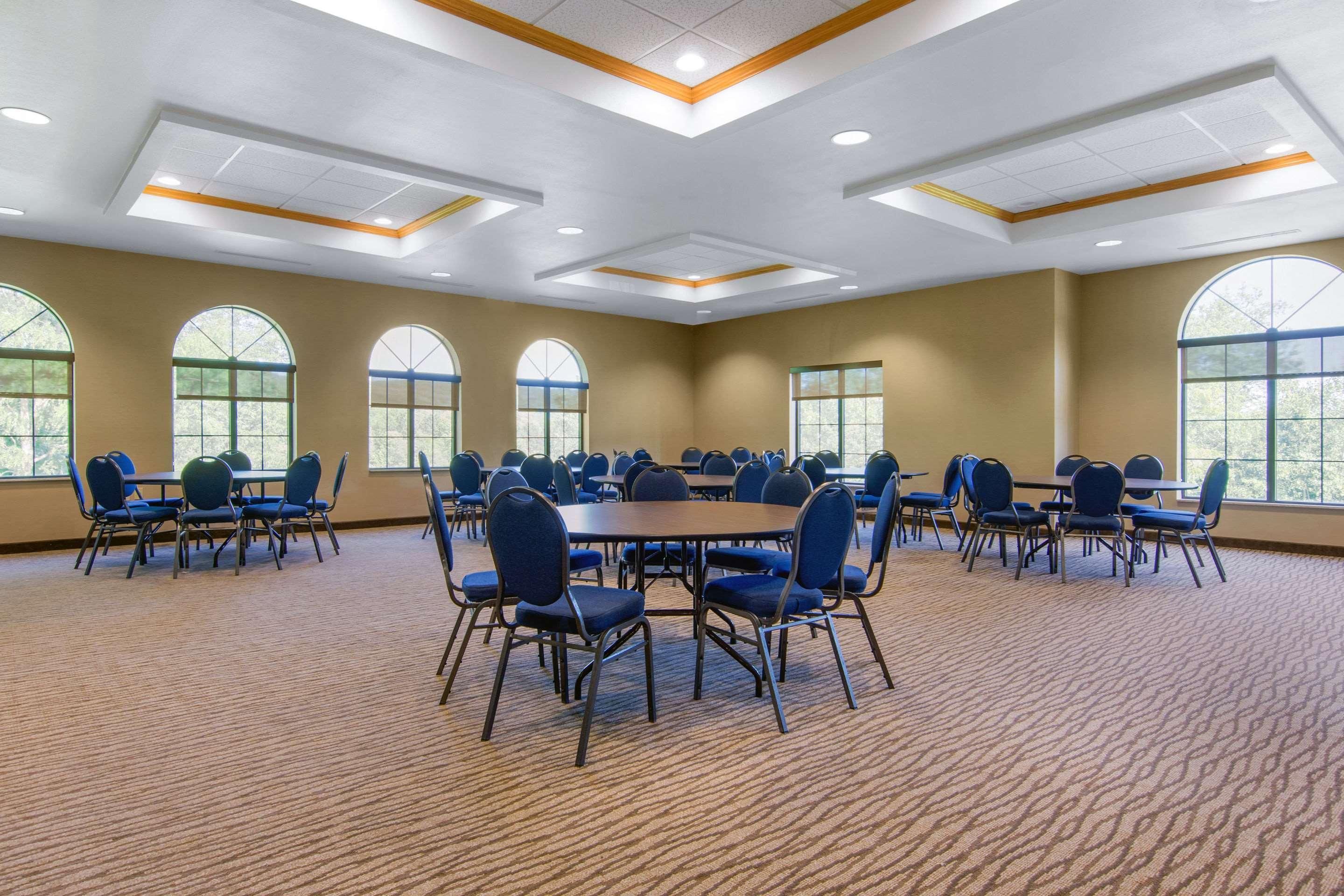 Comfort Inn & Suites Cooperstown - Milford Exteriér fotografie