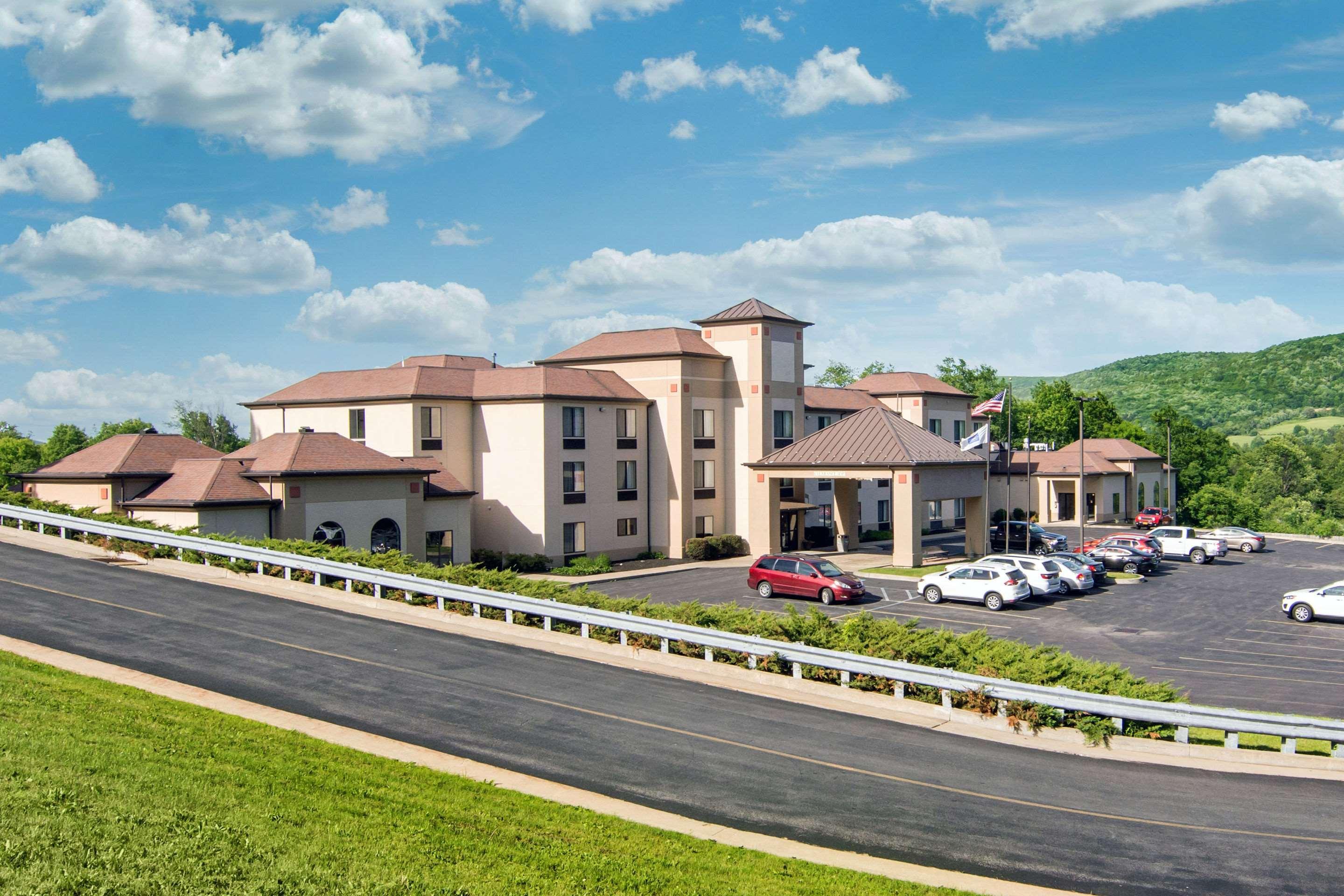 Comfort Inn & Suites Cooperstown - Milford Exteriér fotografie